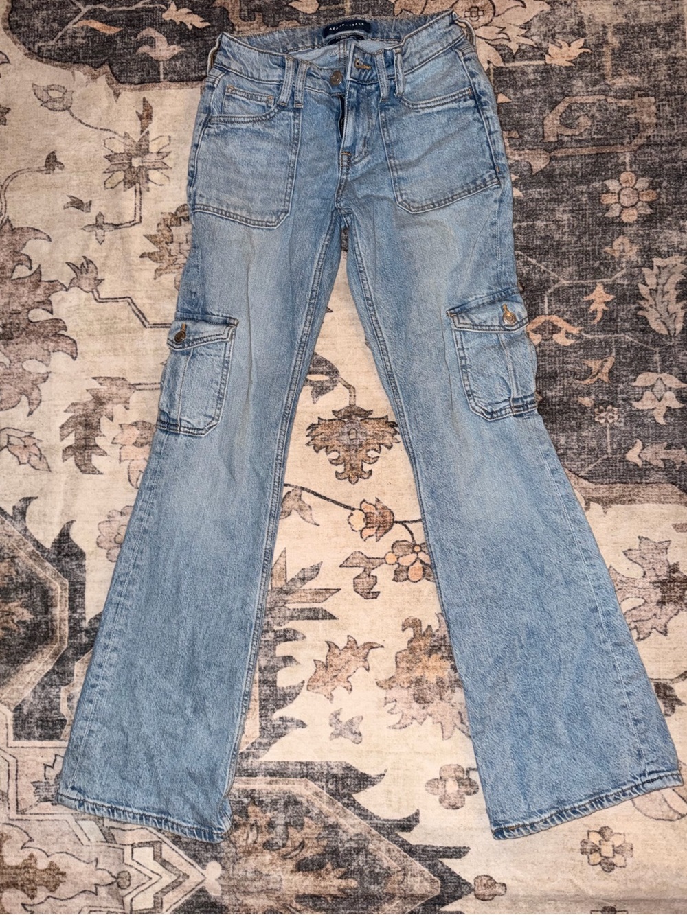 Aeropostale mid rise flare utility jeans size 00R